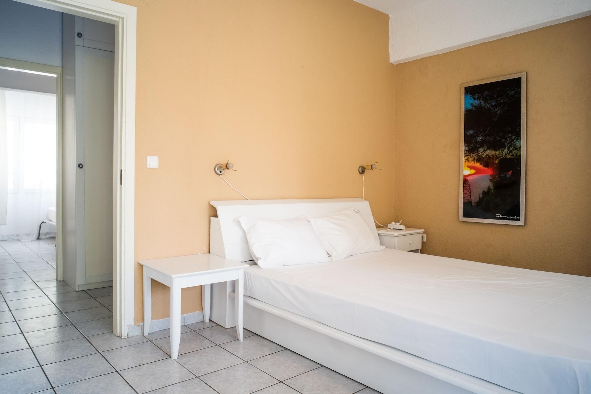 Dryades Hotel Сиври Экстерьер фото